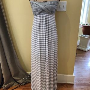 Frenzii Maxi Dress